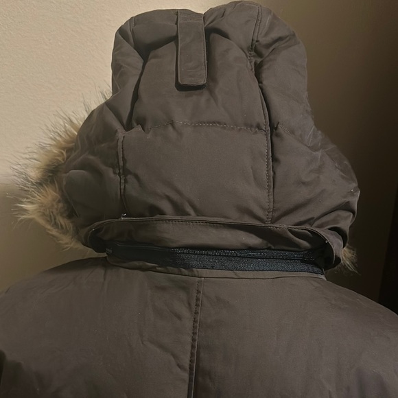 Dark Brown Columbia Titanium 550 Waterproof Down Jacket w/ Faux Fur Hood - Picture 5 of 7